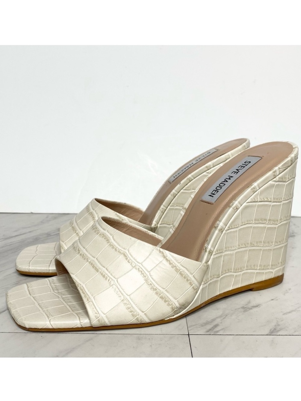 Steve Madden Veles Bone Crocodile Faux Leather Wedge Heel 8M